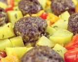 Kuleczki mielone z ziemniakami i papryką krok przepisu 3 zdjęcie