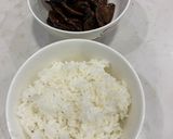Hình bước làm 3 của món Mực muối kho quẹt