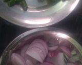 A picture of step 1 of Raw Mango And Onion Chutney.