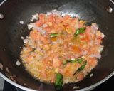 A picture of step 3 of Tomato pachadi.