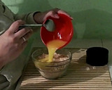 Foto del paso 2 de la receta: Pay frío de yogurt con fresas- postre sin horno