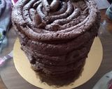 Foto del paso 3 de la receta: Torta de trufa, ganache de chocolate blanco y brillo espejo