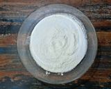 A picture of step 1 of Arrowroot Cookies.