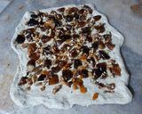 Une image de l'étape 7 de Pain semi complet gourmand 🌾 dattes orangettes noix amandes et noisettes 🍞.