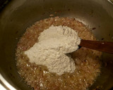 Foto del paso 13 de la receta: Pollo frito en crema tostada de cebolla y hinojo