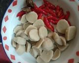 Foto langkah ke 1 dari resep Tumis Daun Ubi Cilembu bakso Belfoods.