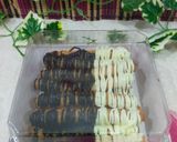 Foto langkah ke 6 dari resep Pangsit Gulung Coklat-Vanila.