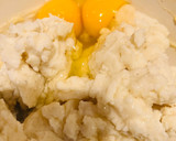 A picture of step 2 of Leftover Mashed Potato 🥔 Cups.
