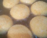 Foto langkah ke 6 dari resep Donat Sosis Crispy.