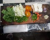 Foto langkah ke 1 dari resep Mi Sedap Kuah : Soto Spesial.