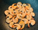 Hình bước làm 1 của món Tôm 🍤 rang nhanh gọn