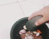 Foto langkah ke 2 dari resep Tuna goreng kelapa bumbu kuning.