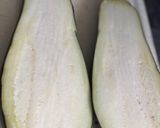 Une image de l'étape 1 de Aubergines au four ail et parmesan.