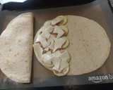 Foto del paso 5 de la receta: Piadina de calabacín con atún y queso