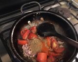 A picture of step 3 of Keema muttar.