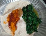 पालक पराठा (Palak Paratha Recipe In Hindi) रेसिपी चरण 2 फोटो