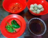 Foto langkah ke 5 dari resep 5. Bakso mercon daun jeruk.