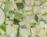Foto del paso 2 de la receta: Revuelto de zapallitos 🥒