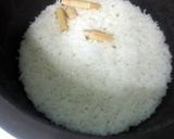 A picture of step 1 of Lemongrass Rice.