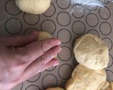 Hình bước làm 5 của món HongKong Pineapple Buns (Bolo bao)