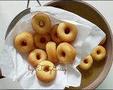 Foto langkah ke 2 dari resep Donat Mini Instan 2 Bahan | Mini Donuts Recipe 2 Ingredients.