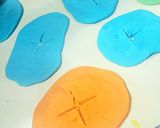 Foto del paso 4 de la receta: Tortas fritas coloridas