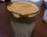 Foto langkah ke 2 dari resep Dalgona Coffee tanpa mixer.