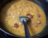 A picture of step 5 of Cream Kanda Curry.