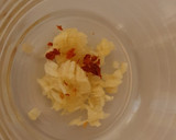 Foto del paso 4 de la receta: Lomos de dorada al papillote con salsa de limón