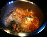 Foto del paso 4 de la receta: Sopa de esqueleto y cabeza de salmón con fideos