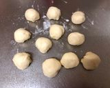 A picture of step 3 of Mini Mc Donald’s.