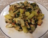 Foto del paso 4 de la receta: Revuelto de merluza con verduras