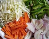 चपाती नुडल्स (chapati noodle recipe in marathi) रेसिपी स्टेप 1 फोटो 