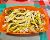 Foto del paso 7 de la receta Ensalada de tres judías, pollo, langostinos y mojo de naranja