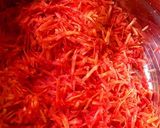 A picture of step 1 of गाजर का हलवा (Gajar ka halwa).