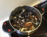 Foto del paso 1 de la receta: Rape en salsa de nueces