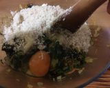 Foto del paso 4 de la receta: Hamburguesa de espinacas con bombitas de arroz