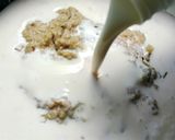 Gambar langkah 3 resipi Creamy Mushroom Soup With Garlic Bread.