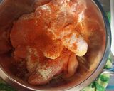 Foto del paso 1 de la receta: Pollo Dorado en Cama de Frijoles Refritos. 😋