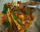 Foto langkah ke 4 dari resep Ayam Woku/Kemangi pedas.