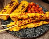 Foto del paso 2 de la receta: Cena saludable! Pincho moruno de pollo, tomatillos con orégano y mazorcas a la parrilla 🌽🌽🌽