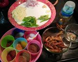 A picture of step 1 of Ancovy dry masala (mourala maacher charchari - in bengali).