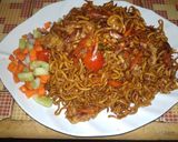 Foto langkah ke 5 dari resep Mie goreng tektek simpel dan mudah.