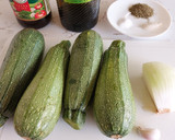 Foto del paso 1 de la receta: Ensalada de calabacitas a la vinagreta