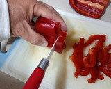 Foto del paso 2 de la receta: Longanizas con tomate
