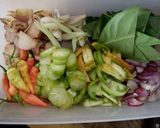 Foto langkah ke 3 dari resep Garang asem daun.