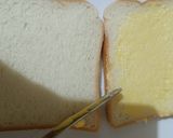 Foto langkah ke 1 dari resep Egg And Cheese Toast.