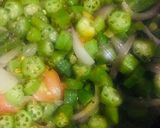 A picture of step 2 of Quick bhindi fry.