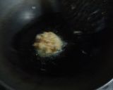 A picture of step 1 of Fried ice cream.