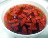 A picture of step 1 of LG WOLFBERRY JUICE.